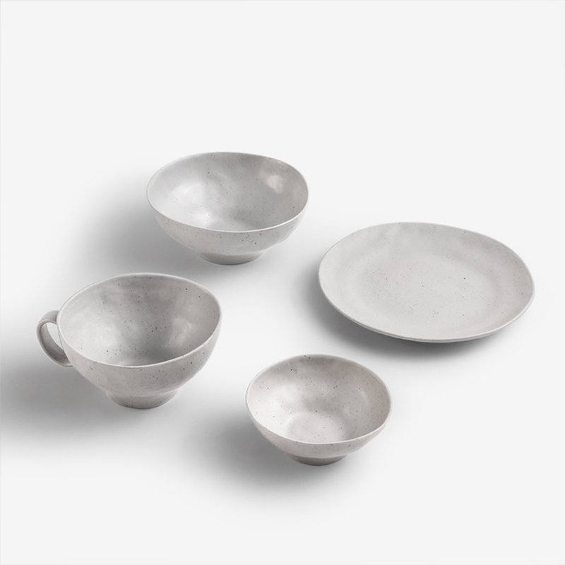 【激美新品】WAGA 手捻霧灰 陶瓷碗16.5cm - 碗 - 瓷 灰色