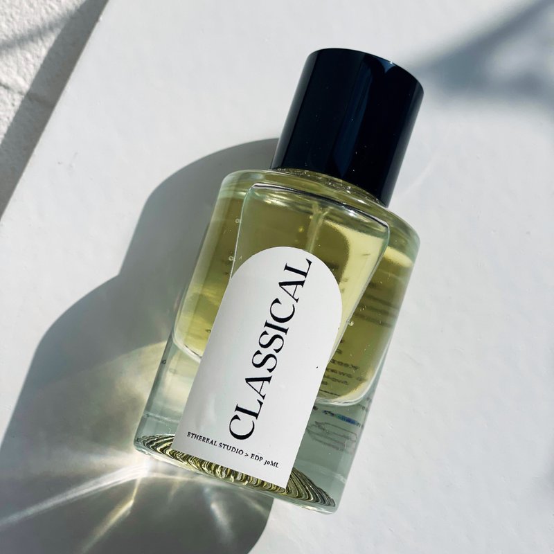 CLASSICAL - Eau de Parfum 30ml - 香水/香膏 - 濃縮/萃取物 多色