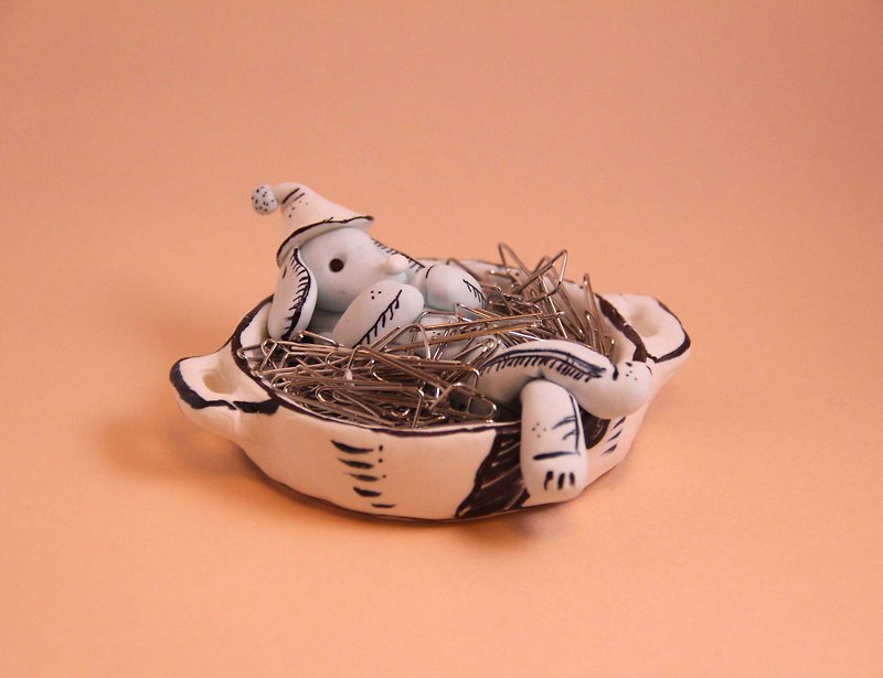 Hand-made sketches for storing puppy office objects - Other - Clay 