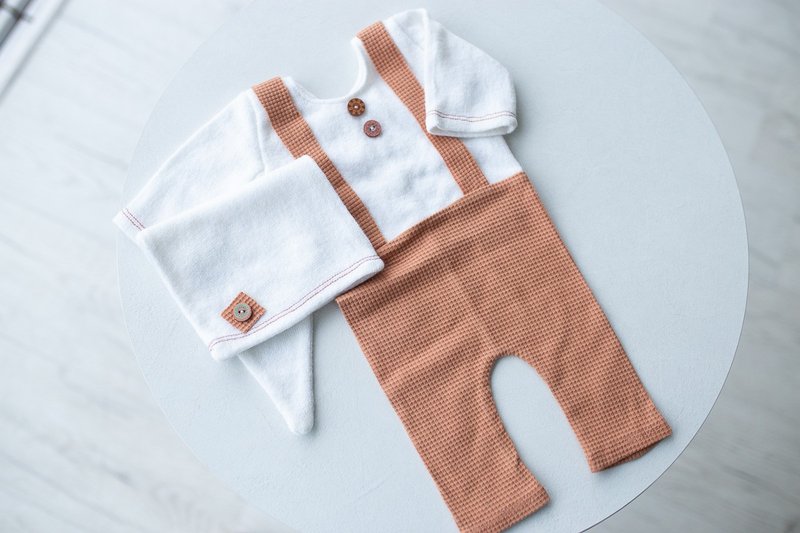 Bodysuit for newborn boys: the perfect outfit for a little boy - เครื่องประดับ - โลหะ หลากหลายสี