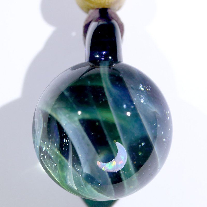 26mm Handmade Aurora Borealis Glass Pendant no 122 - สร้อยติดคอ - แก้ว สีน้ำเงิน