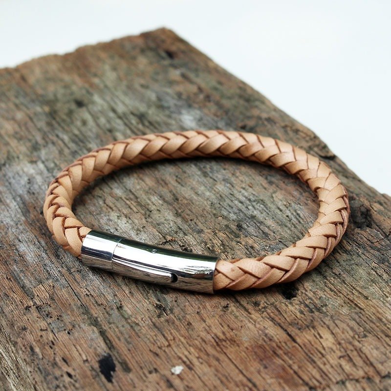 Bracelet - Simple Braided Bracelet (6 mm.)-หนังแท้ สีธรรมชาติ / Leather Bracelet - สร้อยข้อมือ - หนังแท้ 