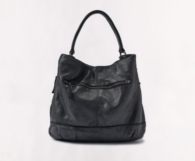 the francesca backpack in black