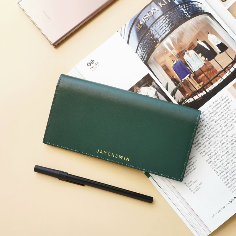 กระเป๋าสตางค์แบบพับยาว Long Flat Wallet สีเขียว Pine Green - กระเป๋าสตางค์ - หนังแท้ สีเขียว