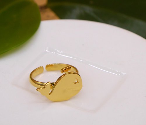 CASO JEWELRY Handmade Little Whale Ring - 18K gold plated on brass ,Little Me by CASO jewelry