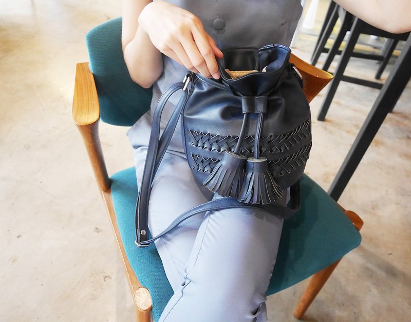 THE MINI OPIUM BAG  (Bucket  Bag) - Messenger Bags & Sling Bags - Polyester Blue