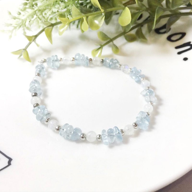 MH sterling silver natural stone custom series _ the birth of the wind in March stone _ aquamarine - สร้อยข้อมือ - คริสตัล สีน้ำเงิน
