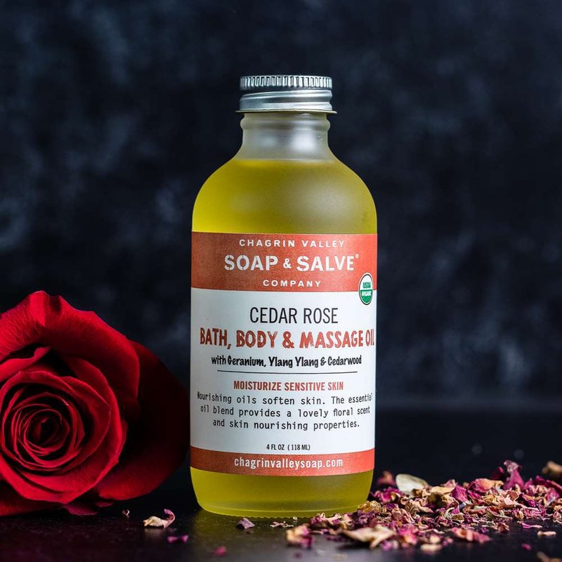 Bath and body oil : ROSE GARDEN -4Oz glass bottle - Skincare & Massage Oils - Essential Oils Red