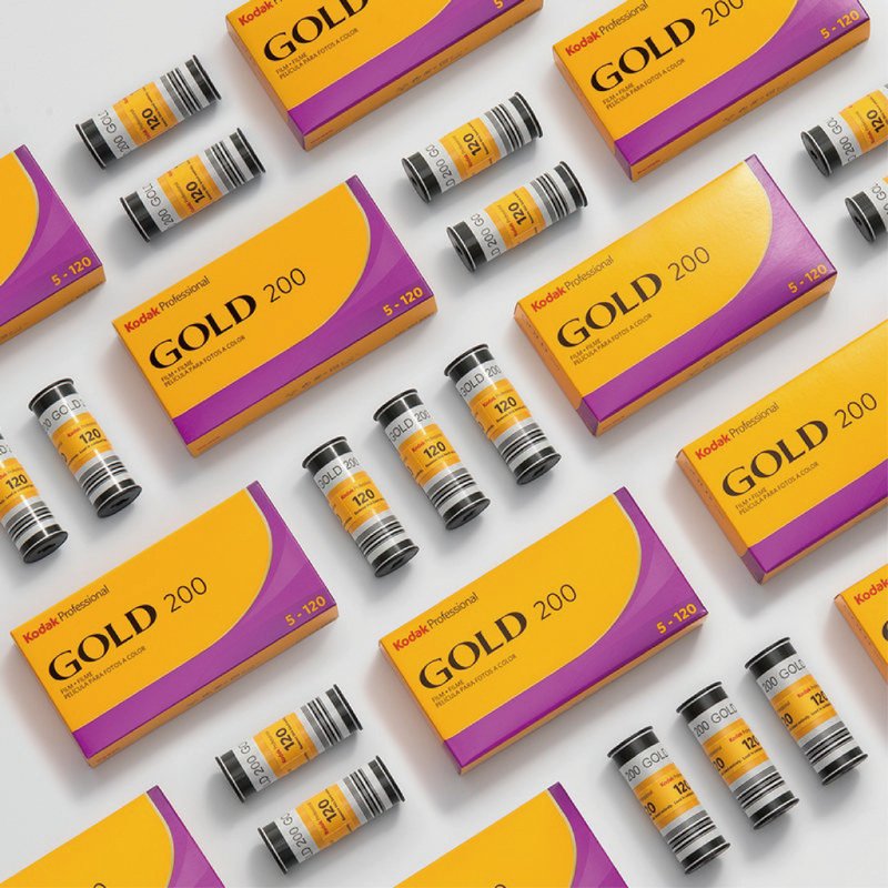 【Kodak 柯達】120 GOLD 200 柯達金膠卷彩色負片 底片 - 相機/拍立得/底片相機 - 其他材質 多色