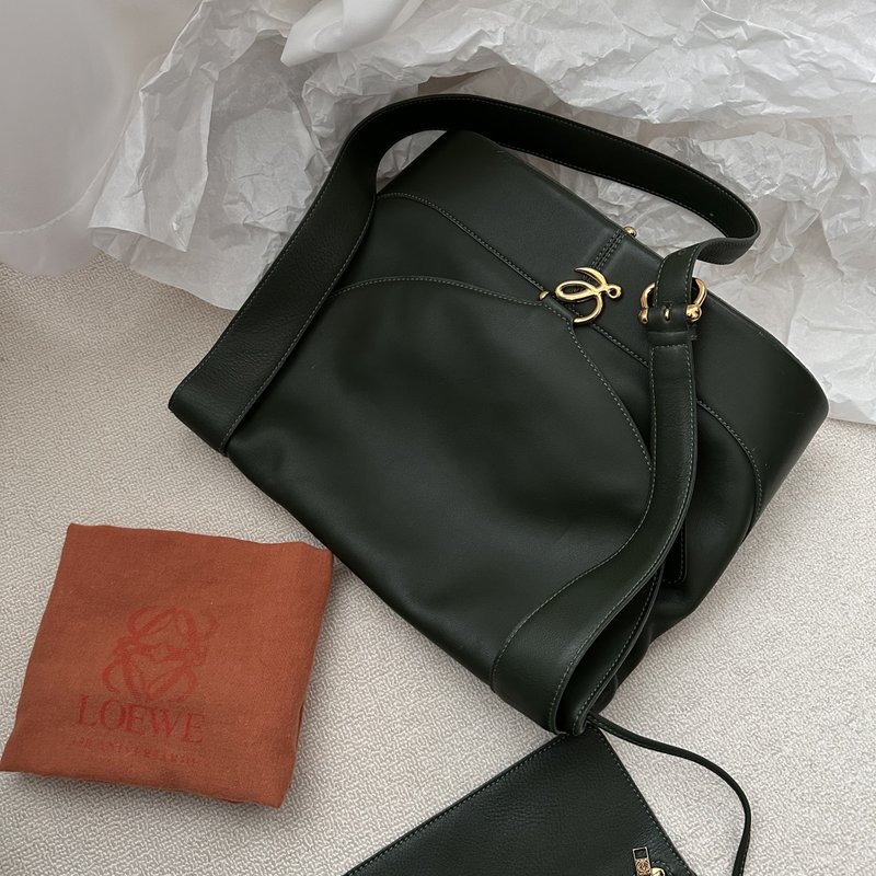 Loewe Flap 雲朵 Hobo 肩背包 - 側背包/斜背包 - 真皮 黑色