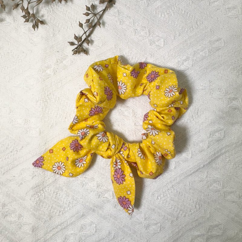 Rabbit Knot Hair Circle Scrunchie Hair Accessory - เครื่องประดับผม - ผ้าฝ้าย/ผ้าลินิน 