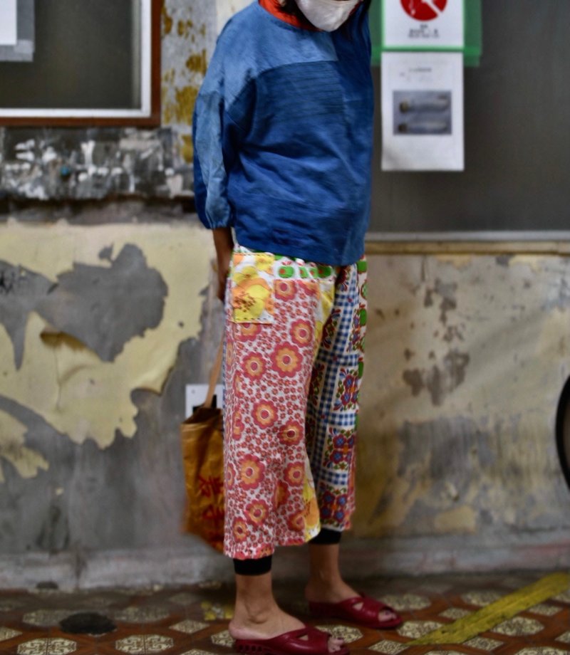 ヨーロッパビンテージファブリックのパッチワークパンツ - 中性長褲/短褲 - 棉．麻 橘色