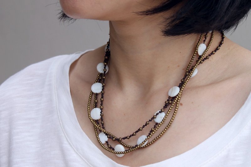 Pearl Brass Woven Necklaces Beaded Multi Strand Short Necklaces - Necklaces - Other Metals White
