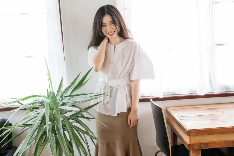 氣質古典澎袖綁帶上衣 - 女上衣/長袖上衣 - 棉．麻 白色