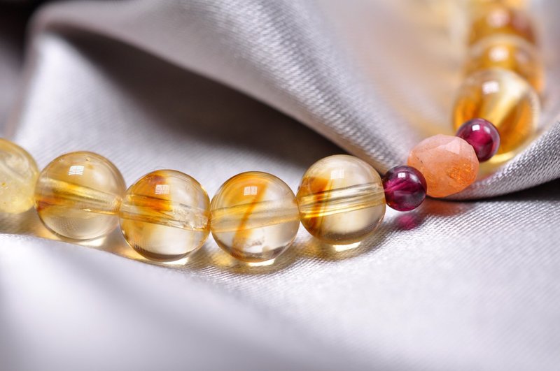 典藏原創 | 金寳 | 黃水晶/紅石榴/金太陽 - 手鍊/手環 - 水晶 金色