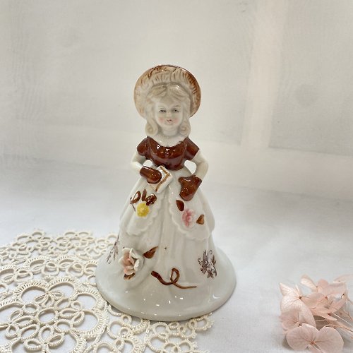 好日。戀物 【好日戀物】德國早期復古陶瓷人物布林秋娃娃擺飾拍照收藏品