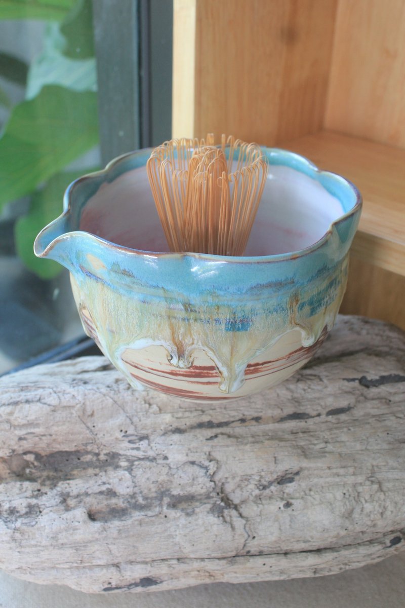 500ml Flower-Shaped Marble Matcha Bowl - 花瓶/花器 - 陶 