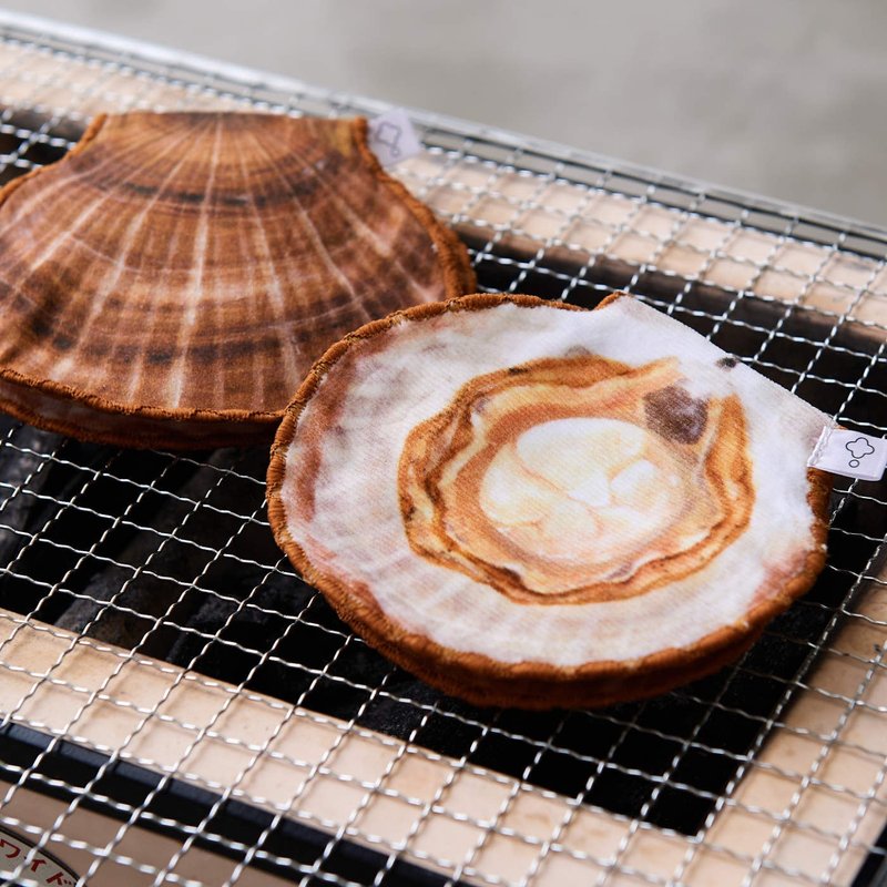 【YOU+MORE!】Creative scallop-shaped handkerchief - ผ้าเช็ดหน้า - ผ้าฝ้าย/ผ้าลินิน 