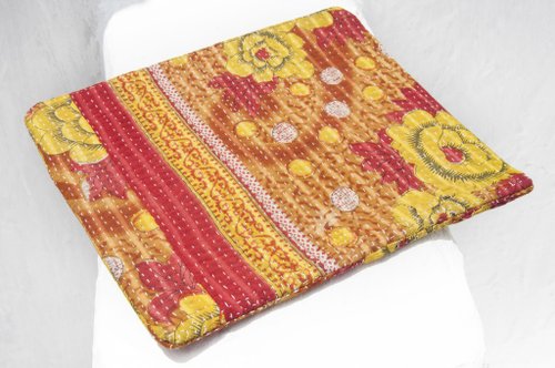 omhandmade 手工刺繡收納包/刺繡化妝包/刺繡手機包/刺繡雜物包/手拿包-花朵