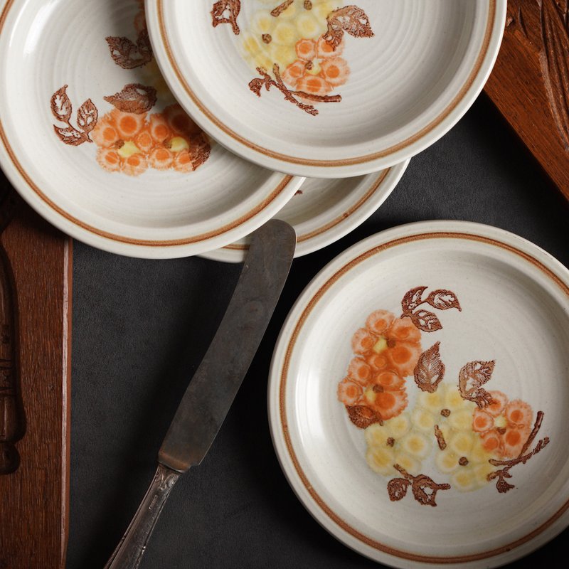 Homespun Stoneware small breakfas plates with floral design made by Churchill - Plates & Trays - Pottery Multicolor