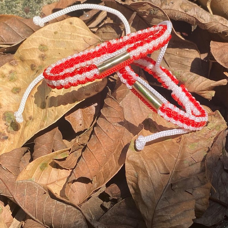 【Lost and find】 Let's cheer together Tibetan scriptures red and white hand straps set of 2 - สร้อยข้อมือ - เครื่องเพชรพลอย สีแดง