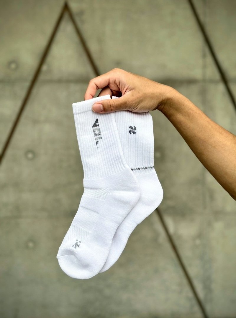 Prayer Socks_Bai Lian Gray//Volleyball Socks, Mid-Tube Socks, Sports Socks, Handball Socks - ถุงเท้า - ผ้าฝ้าย/ผ้าลินิน ขาว