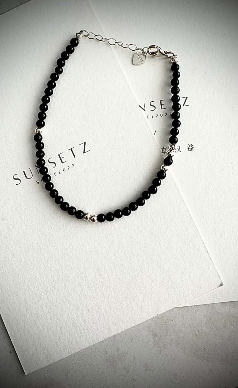 Natural black agate s925 sterling silver elegant and fashionable bracelet - Bracelets - Jade Silver