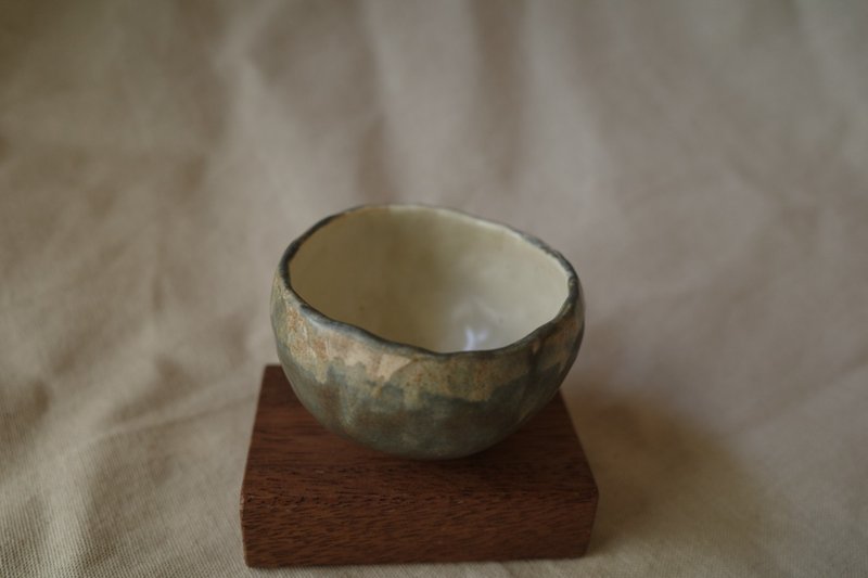 手捏小缽 - 夏日池塘 - 碗 - 陶 綠色