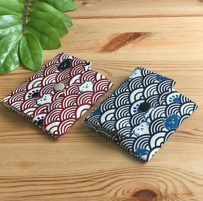 Pocket mini wallet Japanese style cat pattern short clip four card slots one change zipper pocket - กระเป๋าสตางค์ - ผ้าฝ้าย/ผ้าลินิน หลากหลายสี