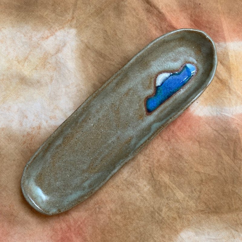 【タケ-TA KE Studio】山風景盤。線香盤 - 香氛/精油/擴香 - 陶 卡其色