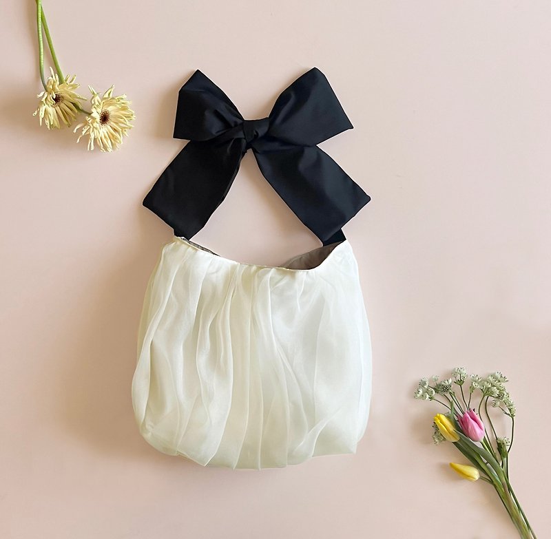 受注生産　3way ribbon tote bag 　ecru - トート・ハンドバッグ - その他の化学繊維 ホワイト
