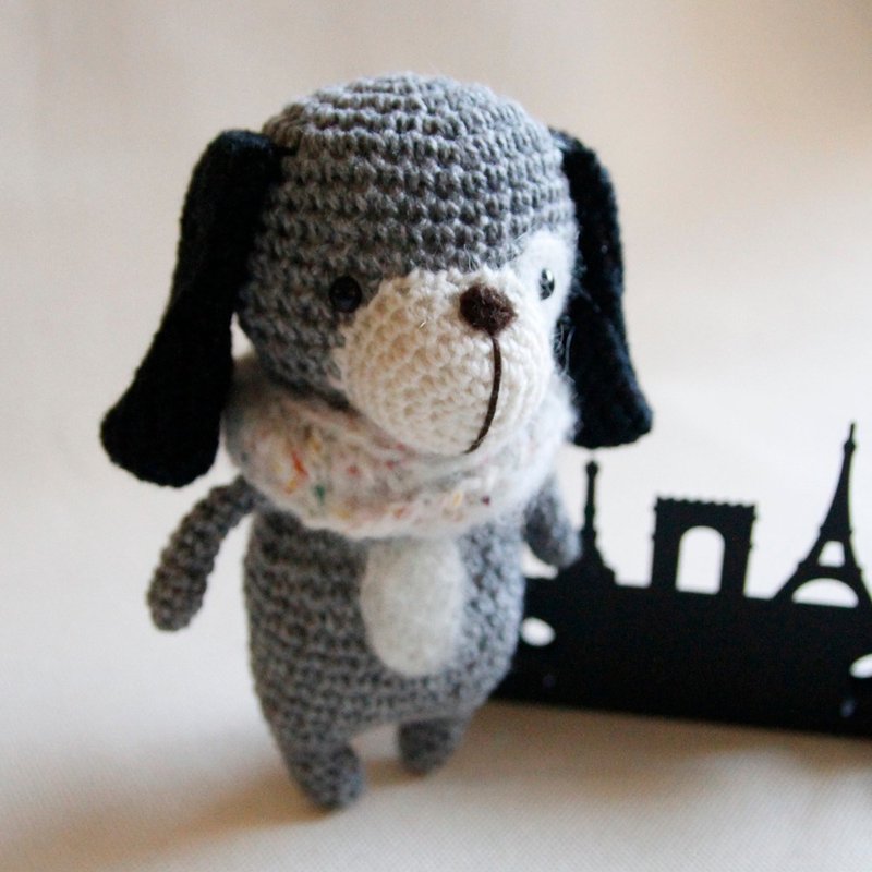 Amigurumi crochet doll: gray dog - ตุ๊กตา - วัสดุอื่นๆ สีเทา