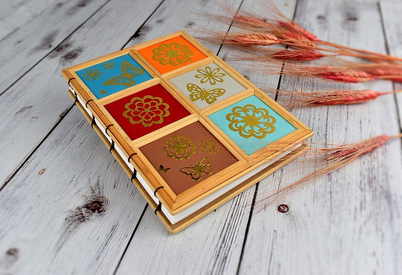 วัสดุอื่นๆ สมุดบันทึก/สมุดปฏิทิน - Handmade gratitude journal, decorative book
