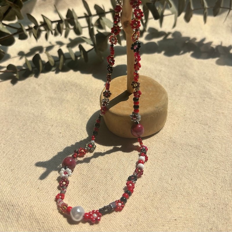 Handwoven Beaded Flower Necklace - Necklaces - Glass Red