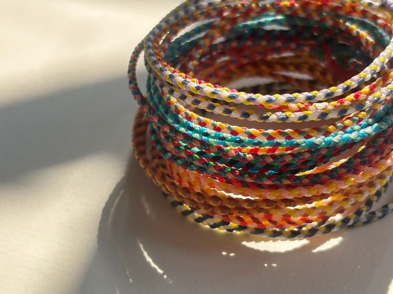 馬年限定 原創十二生肖正能量顏色手繩男女 本命年送家人朋友禮物 - 手鍊/手環 - 其他材質 