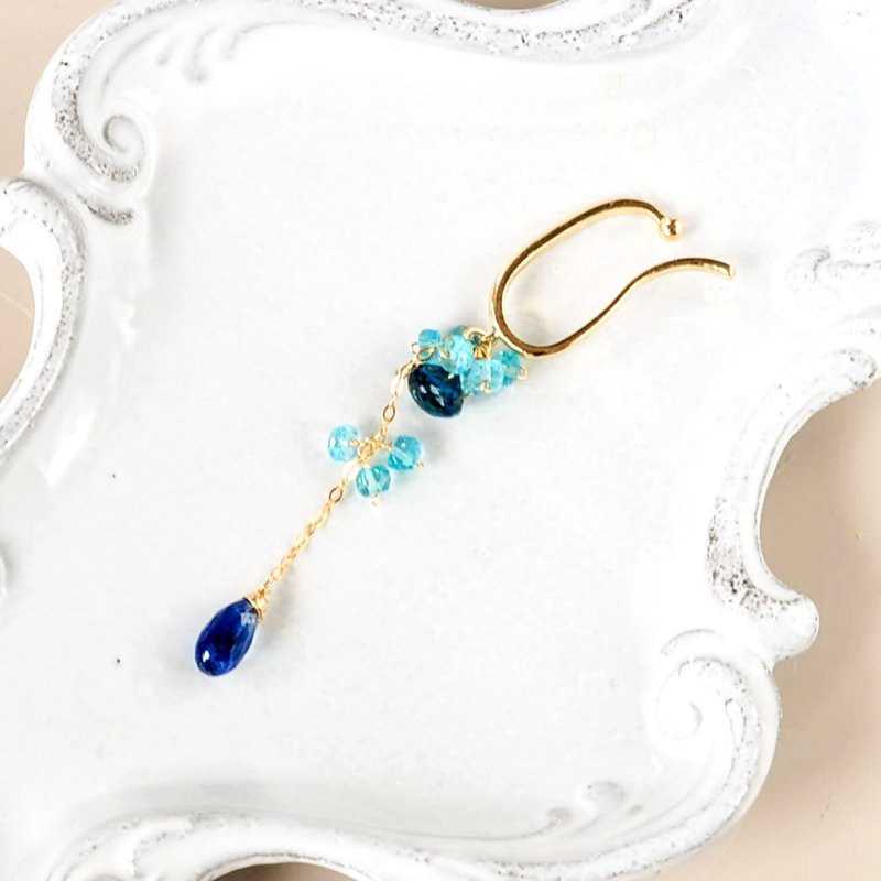 14kgf/natural stone ear cuff blue gradation blue kyanite x London blue topaz - ต่างหู - งานปัก สีน้ำเงิน