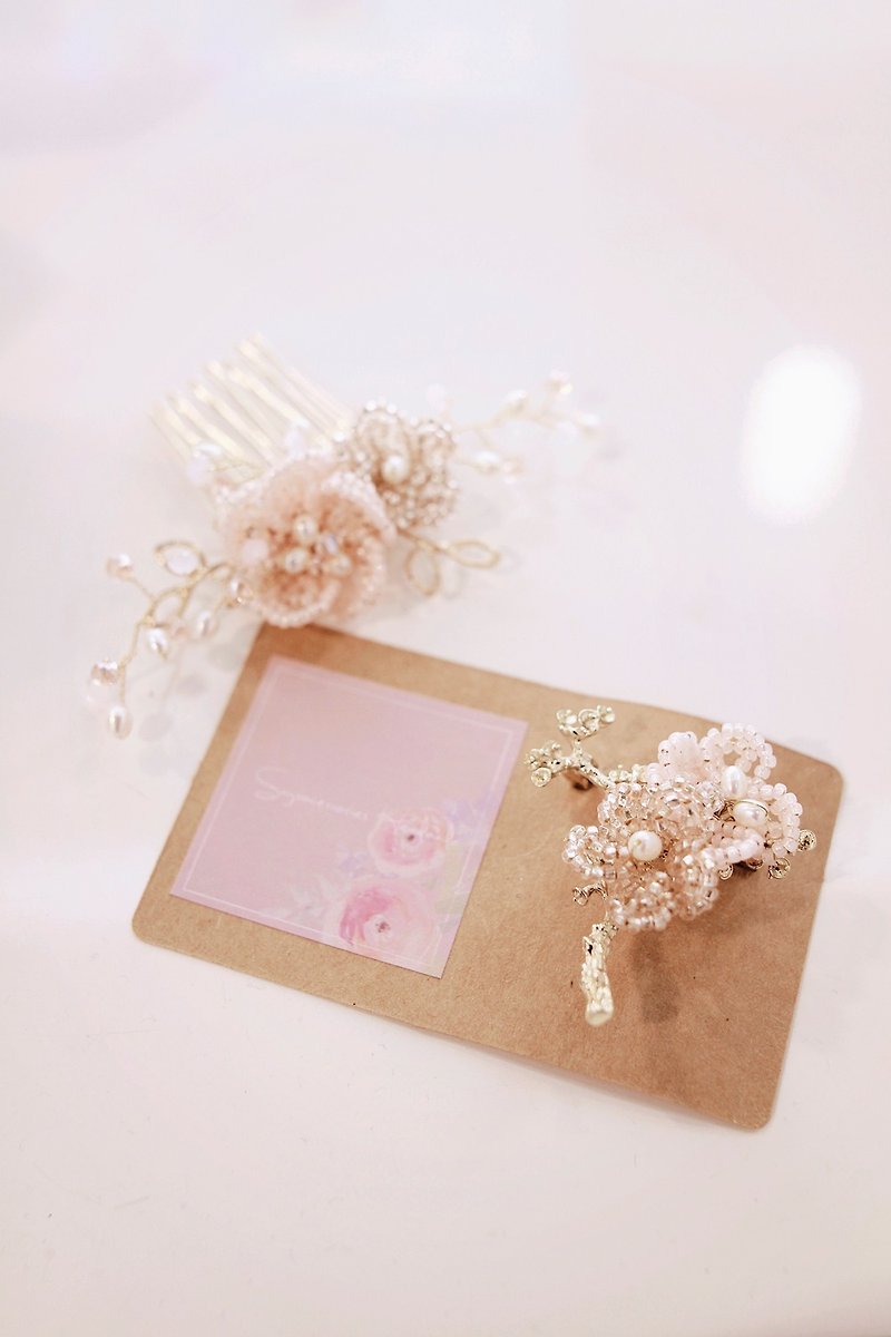 Pink Flower x Crystal Bridal Headpiece  (新郎襟花+新娘花飾) - 髮飾 - 其他金屬 粉紅色