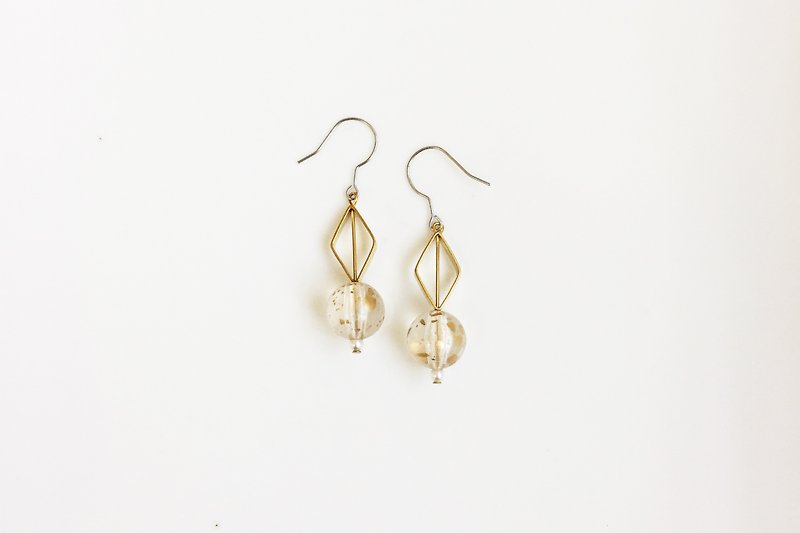 ReFlextion Brass Resin Antique Beaded Earrings - ต่างหู - เครื่องเพชรพลอย สีทอง
