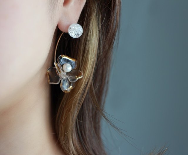 14kgf-Clear flower back × crack crystal pierced earrings