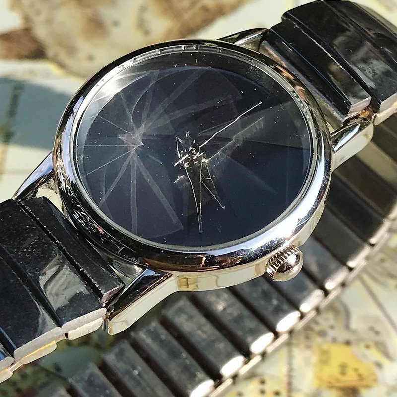 【Lost And Find】Natural  Hematite watch - นาฬิกาผู้หญิง - เครื่องเพชรพลอย สีดำ