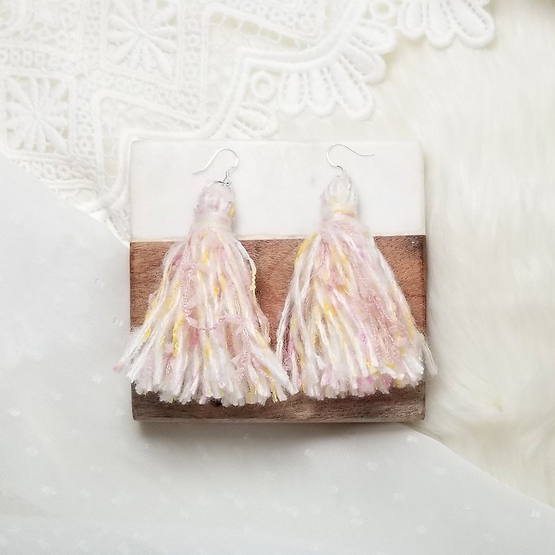 Mixed knit fringes earring (Cream/Dusty Pink/Baby Yellow/Rainbow Neps) - ต่างหู - เงินแท้ สึชมพู