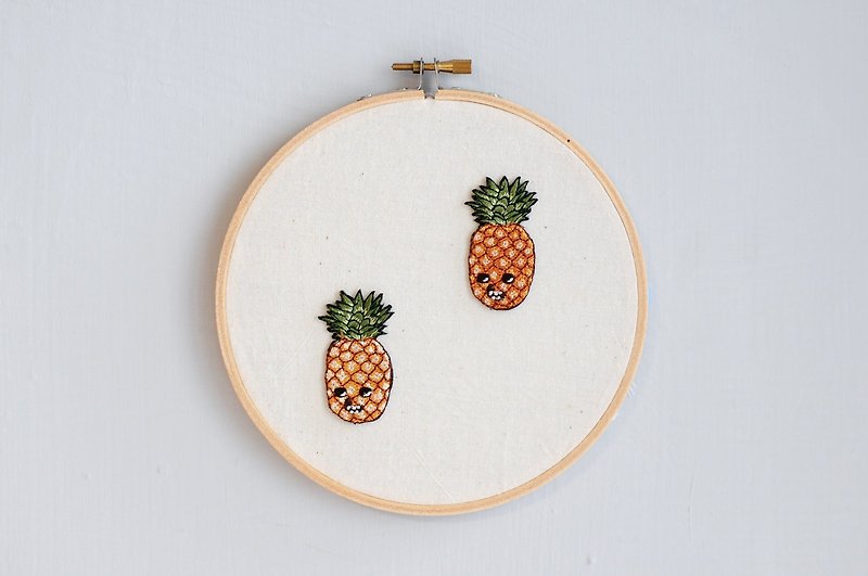 Fruit and vegetable star embroidery hot stamping - pineapple / kohlrabi / onion / chestnut / walnut / bitter gourd / lotus fog - อื่นๆ - งานปัก หลากหลายสี