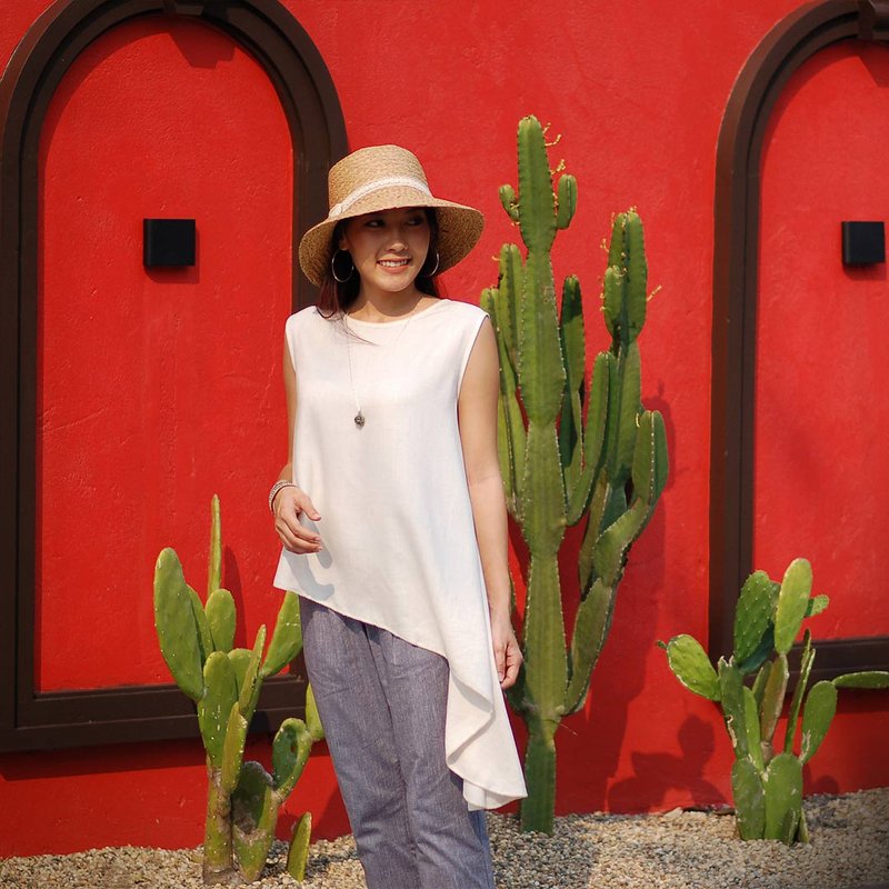 Viscose Linen Sleeveless Natural Blouse - 女上衣/長袖上衣 - 棉．麻 白色