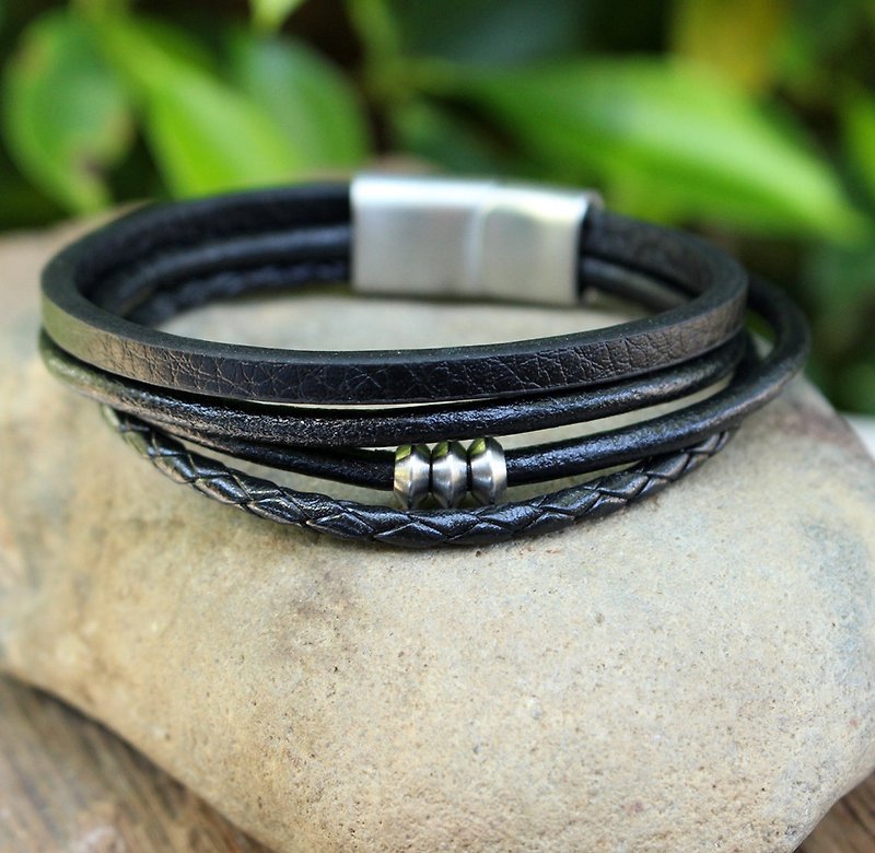 Bracelet - Bohemian Leather Bracelet - Black / 皮手镯 / 手链 / 皮革 - 手鍊/手鐲 - 真皮 黑色