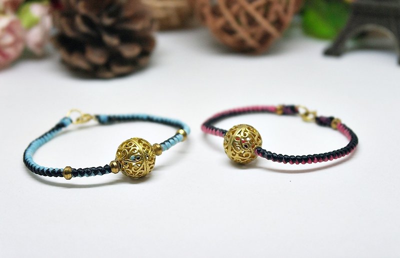 Hand-knitted silk wax wire X brass <sweetheart double circle (pair)> // Color can be selected //-Limited * 1- - สร้อยข้อมือ - ขี้ผึ้ง หลากหลายสี