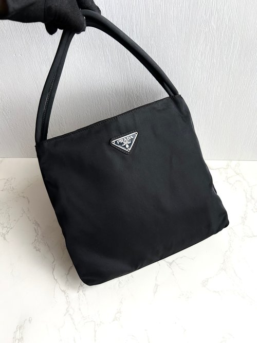 LA LUNE Vintage 日本鑑證古董品選物店 絕版中古包 Prada 黑色經典托特包 單肩包 側揹包 古董包 復古包
