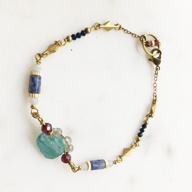 Small robot / hand made bracelet liningue ore bracelet - Bracelets - Gemstone Blue