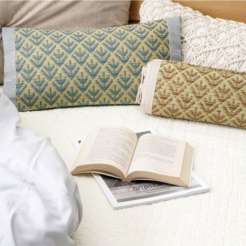 【クリスマスギフト】職人技の編み込み藺草枕 Wagara 通気性抜群で爽やか 上質な選択 - 枕・クッション - 寄せ植え・花 