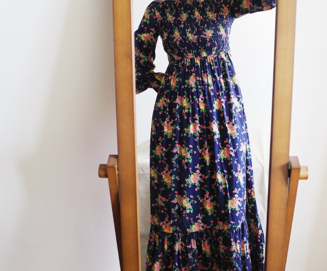 ヴィンテージ 70 年代のエレガントなハイカラー アメリカン ドレス