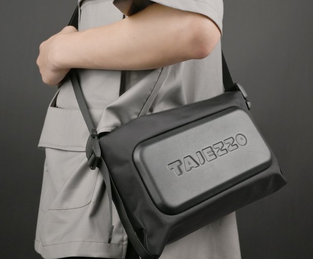 Tajezzo sling 2024 bag